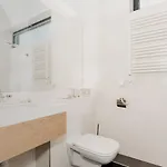 Laguna Boulevard By Renters Prestige
