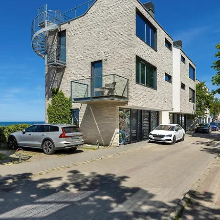 Laguna Boulevard By Renters Prestige *