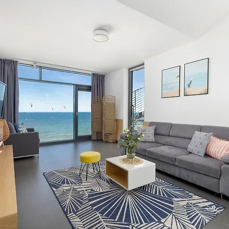 Laguna Boulevard By Renters Prestige