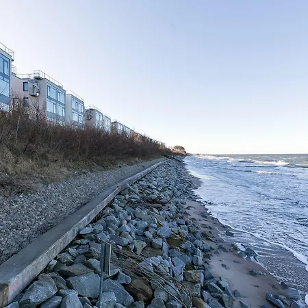 Laguna Boulevard By Renters Prestige